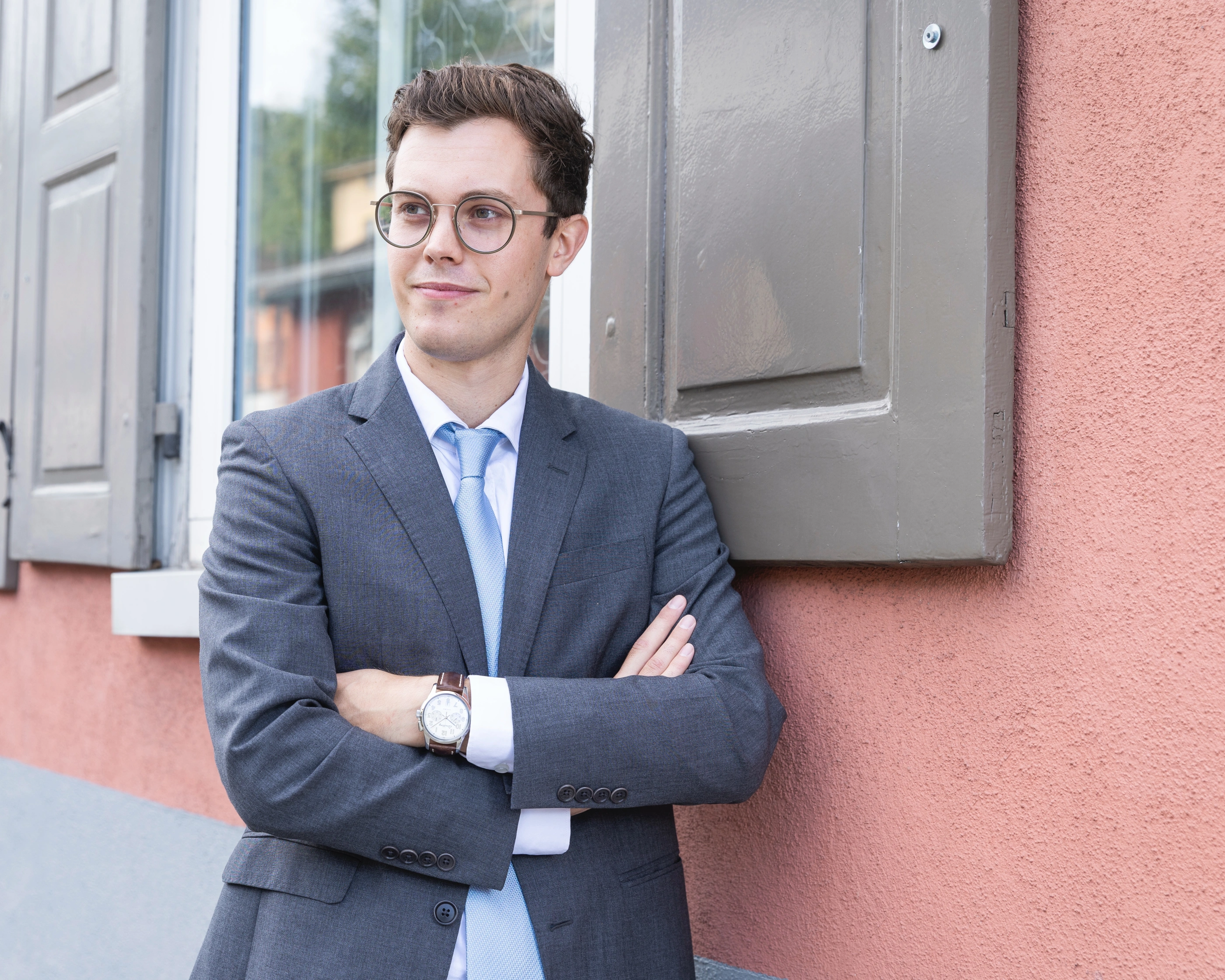 https://artaris.ch/media/pages/team-overview/yannik-gartmann/02bfc3f3de-1757056912/artaris03sep25-27-1-25-1-00-1000x.